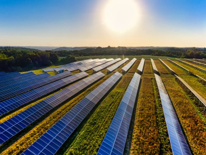 Como Funciona a Geracao de Energia com Placas Solares